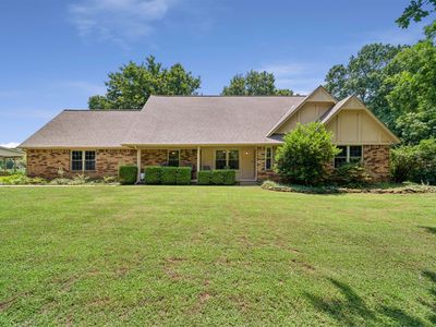 14212 E Dogwood Ln