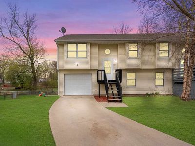 327 Parkview Ct