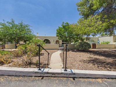 4887 N Cameo Ln