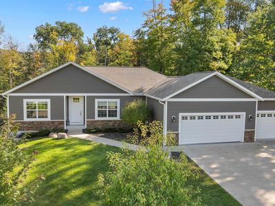 151257 KINGFISHER LANE