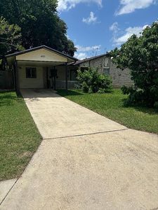 405 Nell Deane Blvd