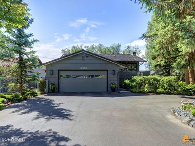 4000 Caravelle Dr