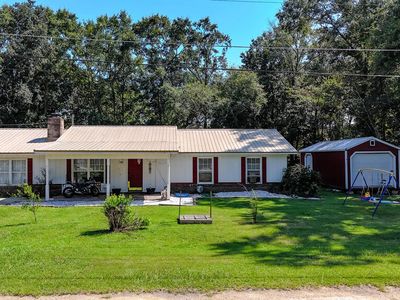 Property at 105 Pineneedle Dr, Ashford, AL