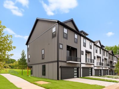 1535 Rocky River Rd W