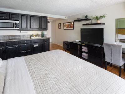 445 Seaside Ave #815