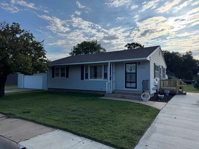 Property at 718 McMillan St, Holdrege, NE