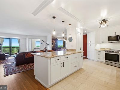 5904 Mount Eagle Dr APT 1214