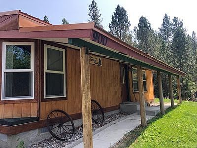 Property at 900 Divot Cir, Cascade, ID