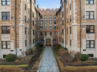 166 N Dithridge St APT 5G
