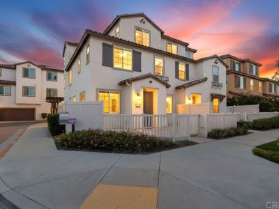 1720 Santa Ivy Ave