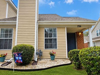 726 Oak Mill Ln