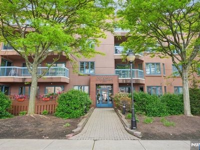 303 Stockton Ct