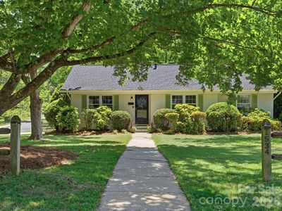 1534 Edgewater Dr