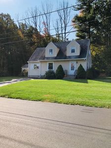 Property at 14 Elmwood Dr, Northborough, MA