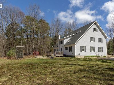 34 Middle Ridge Road