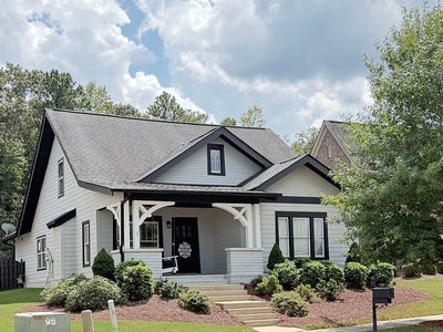 2496 Montauk Rd
