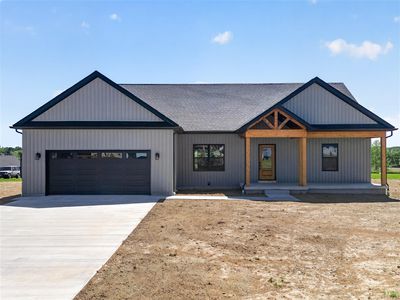 112 S Riverbend Dr