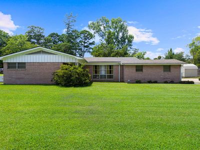 2901 Mary Mack Dr