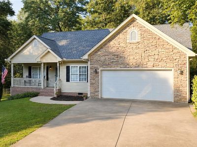 108 Wild Oak Run