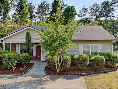90 Kerwood Ct