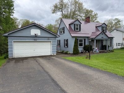 11899 Thurston Rd