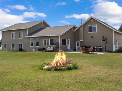 1089 Stonefield Ln