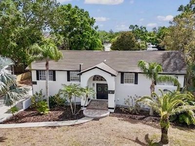 1037 Jamaica Way