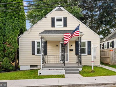 10 Ward Ave