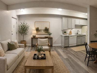 800 W Belleview Avenue #303