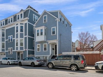 139 W 6th St #1