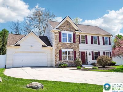 Property at 1981 Creamery Ct, Alburtis, PA
