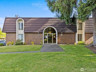 11006 NE 68th Street #821