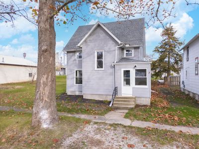 Property at 58 Center St, Saunemin, IL
