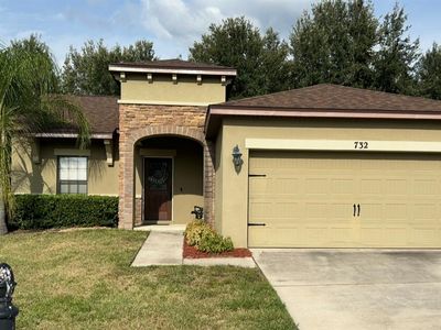 732 Arbor Pointe Ave