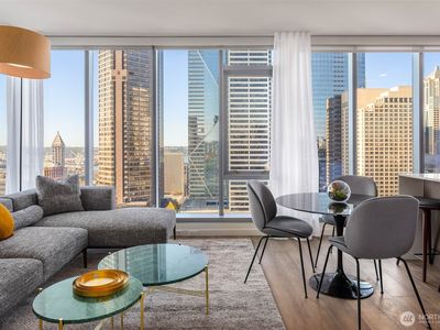 800 Columbia Street #2503