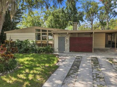 809 E RIVER DRIVE