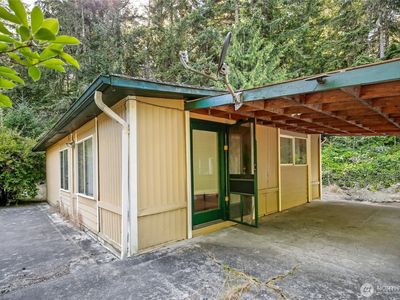 6556 Mariposa Lane SE