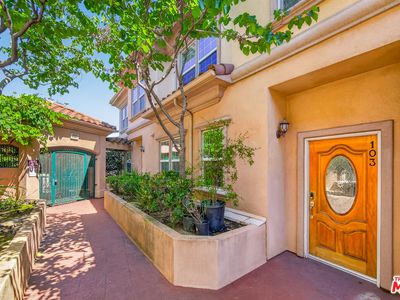 3974 Pennsylvania Ave Unit 103
