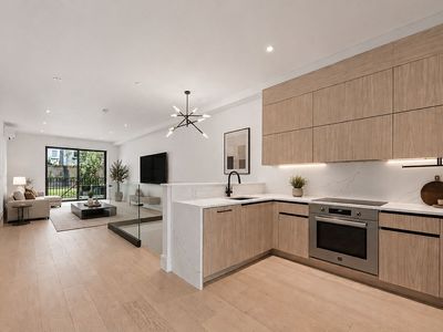 499 Van Buren St #1