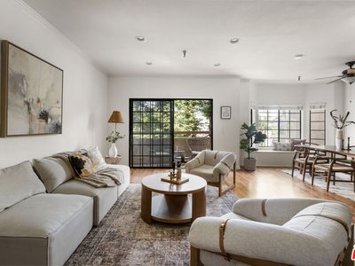 14630 Dickens St Unit 202