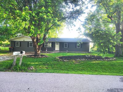 Property at 125 E Chrysler Avenue, Clever, MO