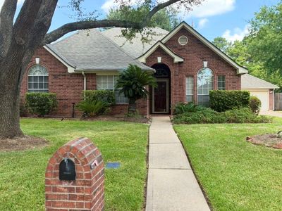 3310 Elmcrest Dr