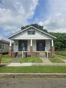 Property at 1308-10 Monroe St, Gretna, LA