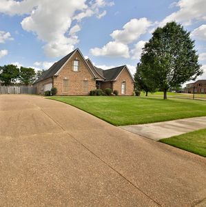 3800 Park Creek Dr