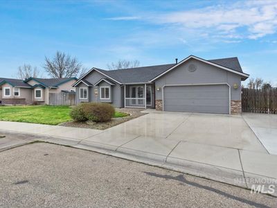 1701 E Kamay Ct