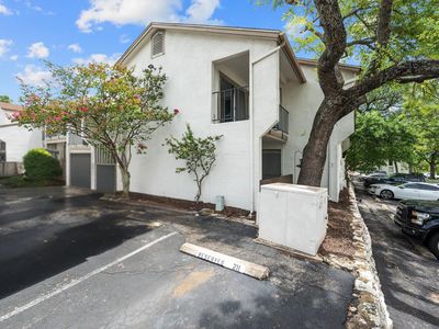 6910 Hart Ln APT 211