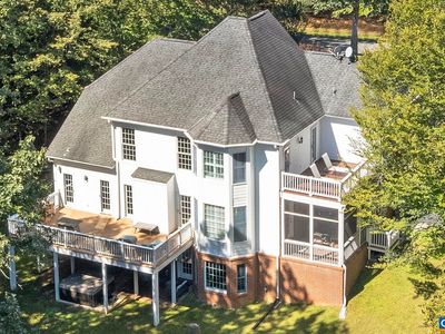 2370 Walnut Ridge Ln