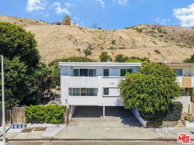 22357 Pacific Coast Hwy