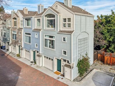 979 Pinto Palm Ter APT 45