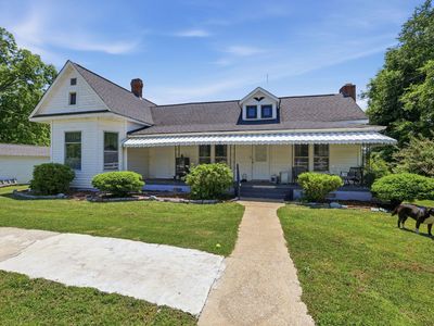 220 E Georgia Ave